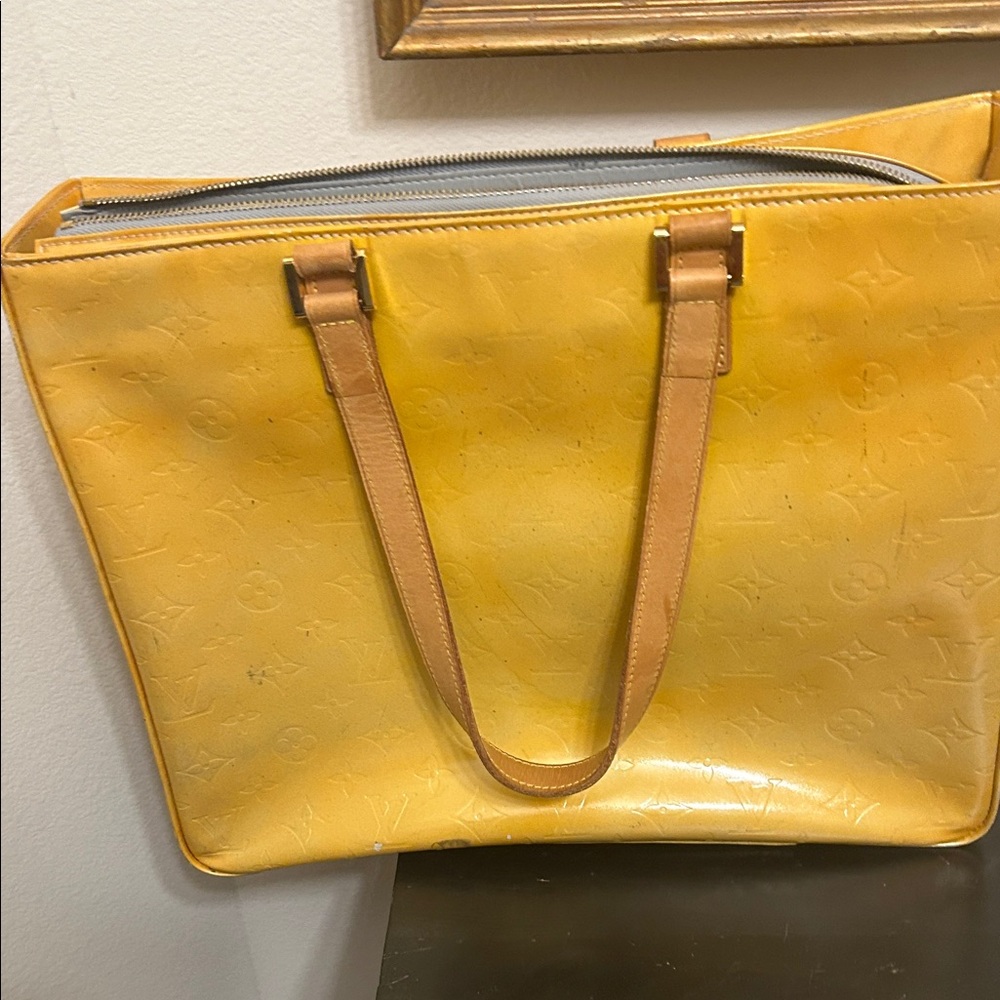 Louis Vuitton Yellow Tote Bag - Picture 15 of 16